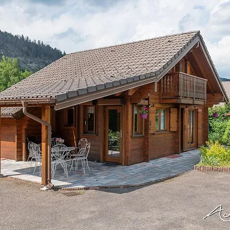Chalet La Calougeotte, Jardin, Spa Et Sauna Prives Le Ménil Exterior foto