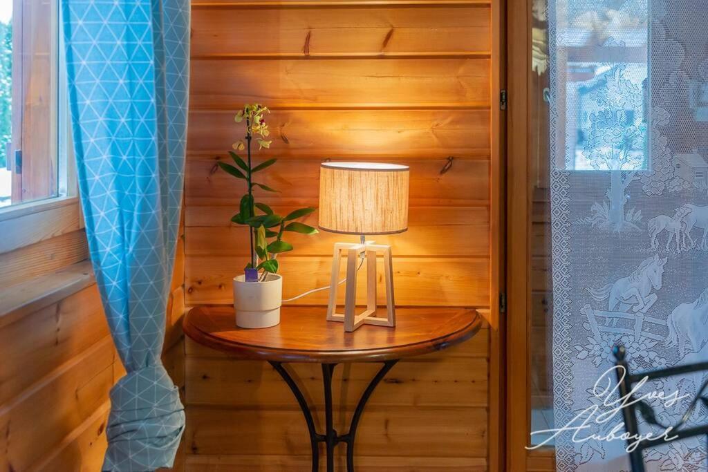 La Calougeotte, Jardin, Et Sauna Prives Chalet Le Menil