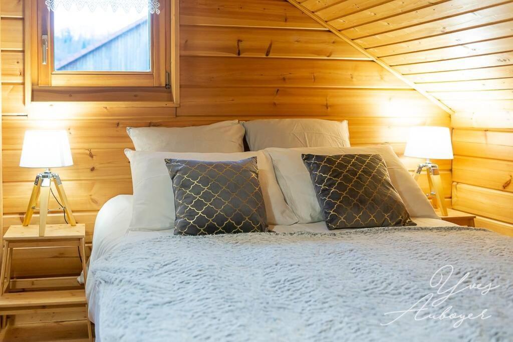 La Calougeotte, Jardin, Et Sauna Prives Le Menil
