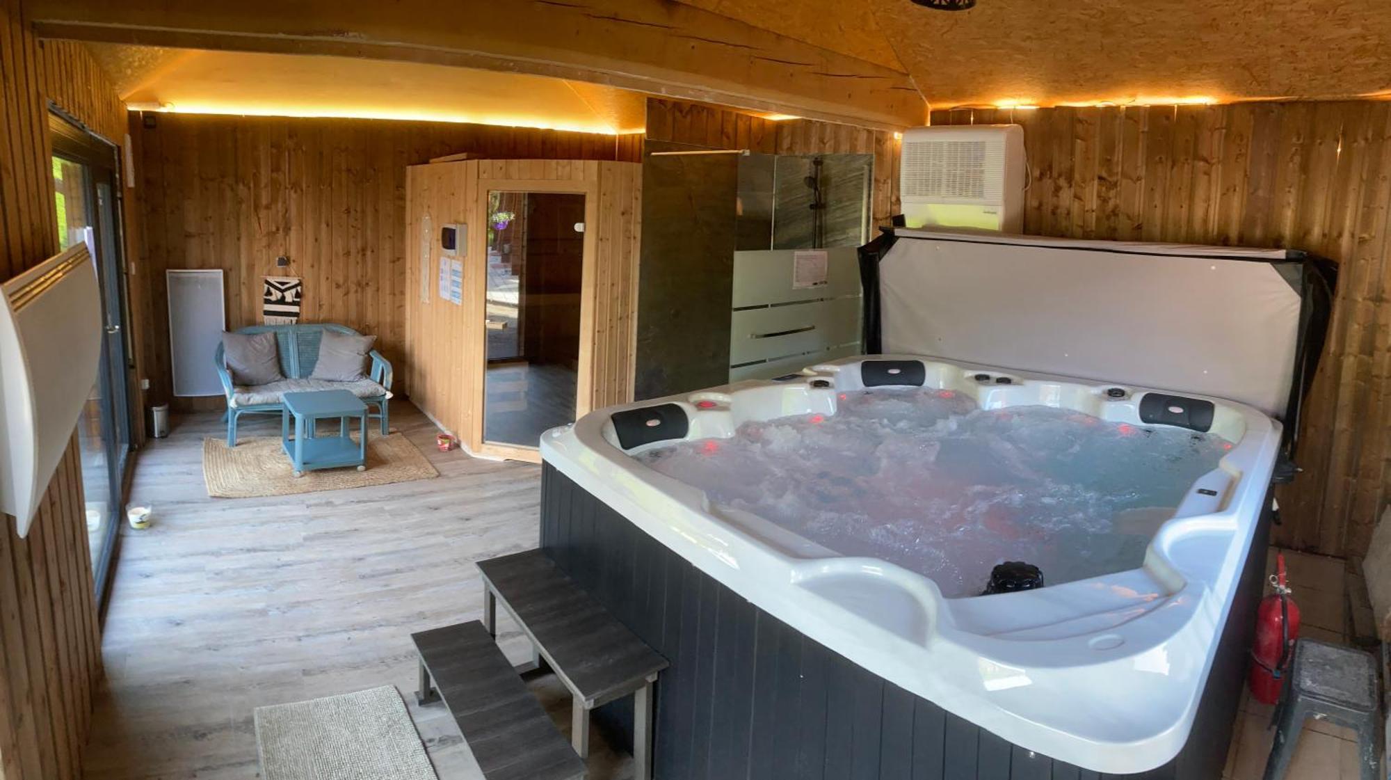 La Calougeotte, Jardin, Et Sauna Prives Chalet *